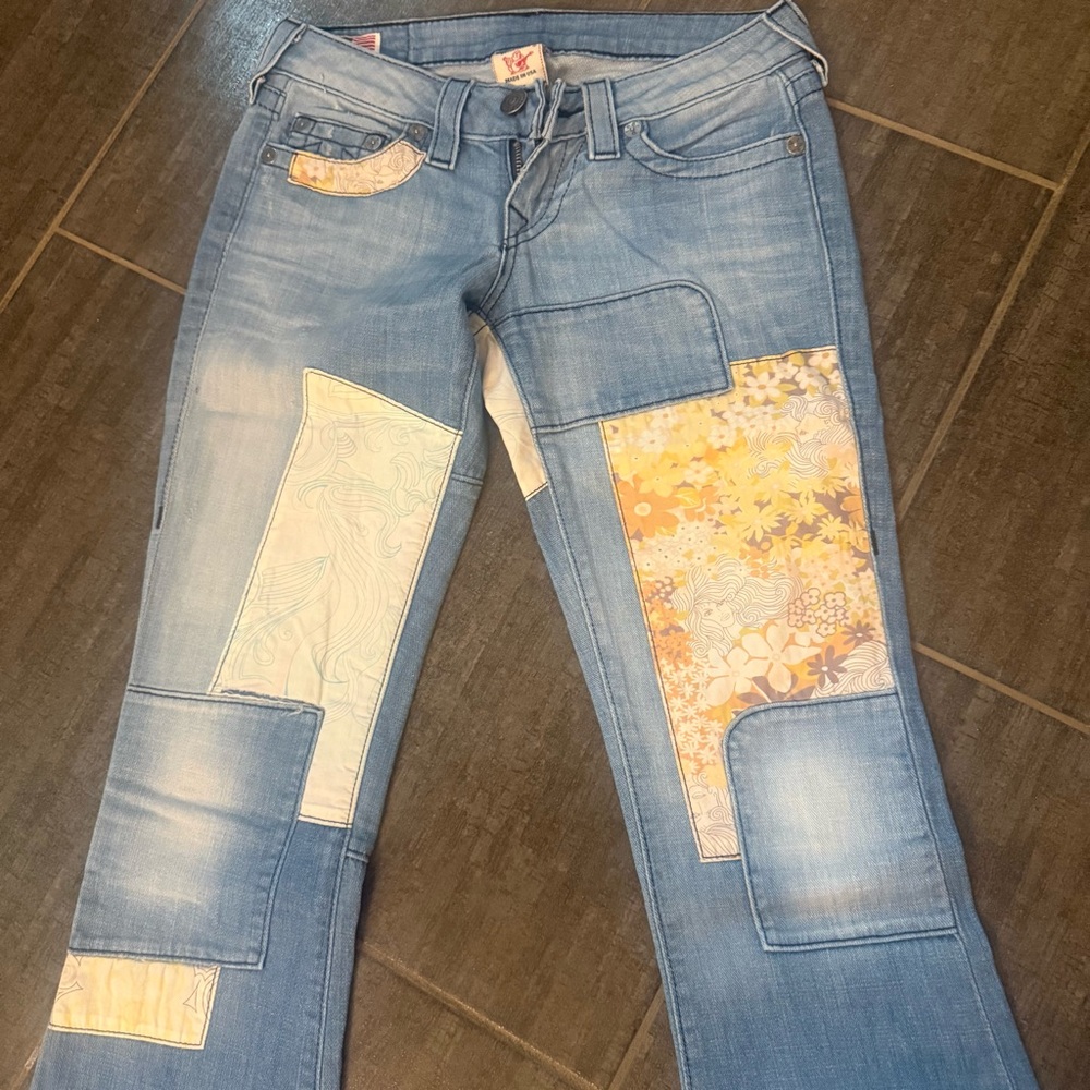 True Religion Light Blue Patchwork Flare Jeans with Cream Floral Details - Picture 4 of 13